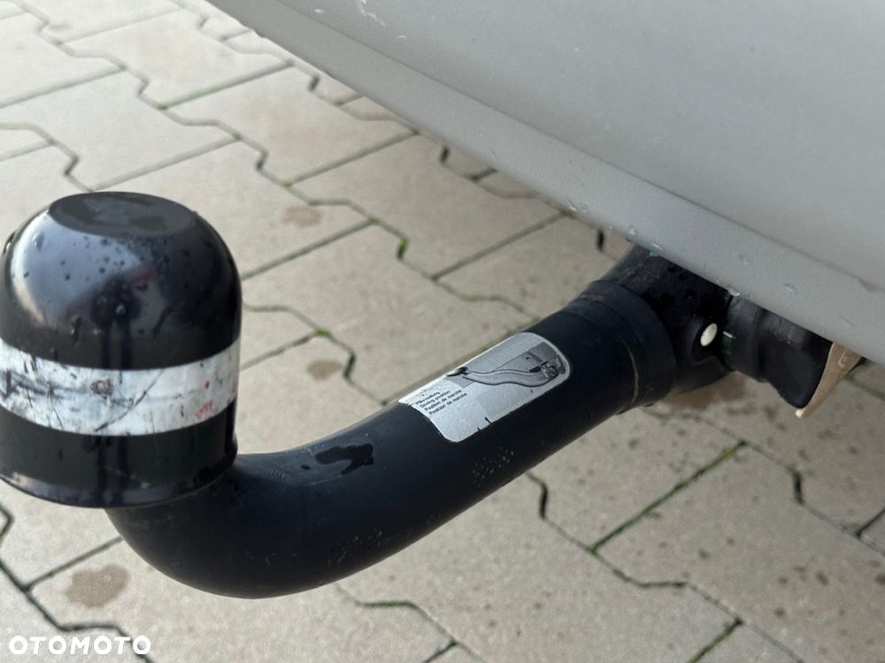 Ford Kuga 2.0 TDCi 2x4 Trend - 20