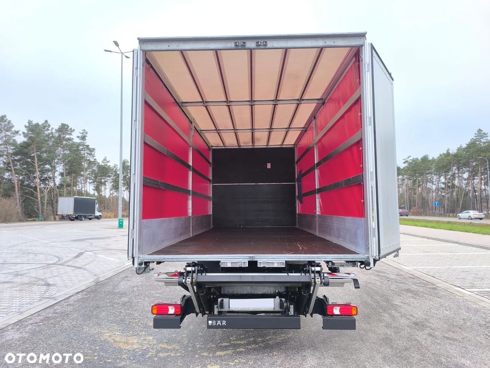 Iveco Daily 70C18 Sypialnia 2 Łóżka , WINDA 1.000kg, 15 Palet, Firana + Drzwi z Tyłu! - 15