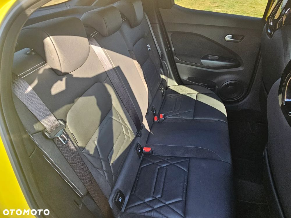 Nissan Juke 1.6 Hybrid N-Design AMT - 27