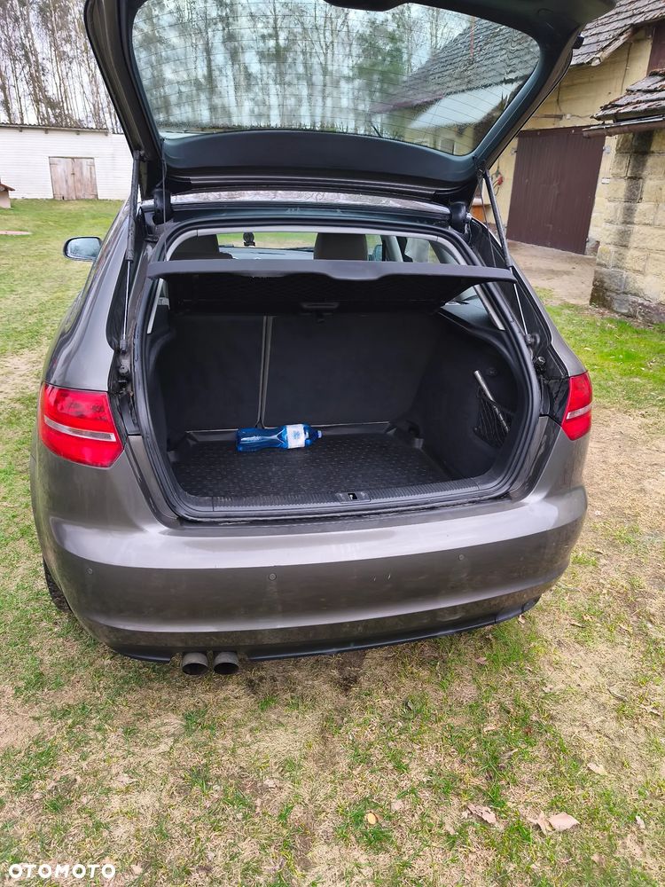 Audi A3 Sportback 1.8 TFSI quattro Attraction - 8