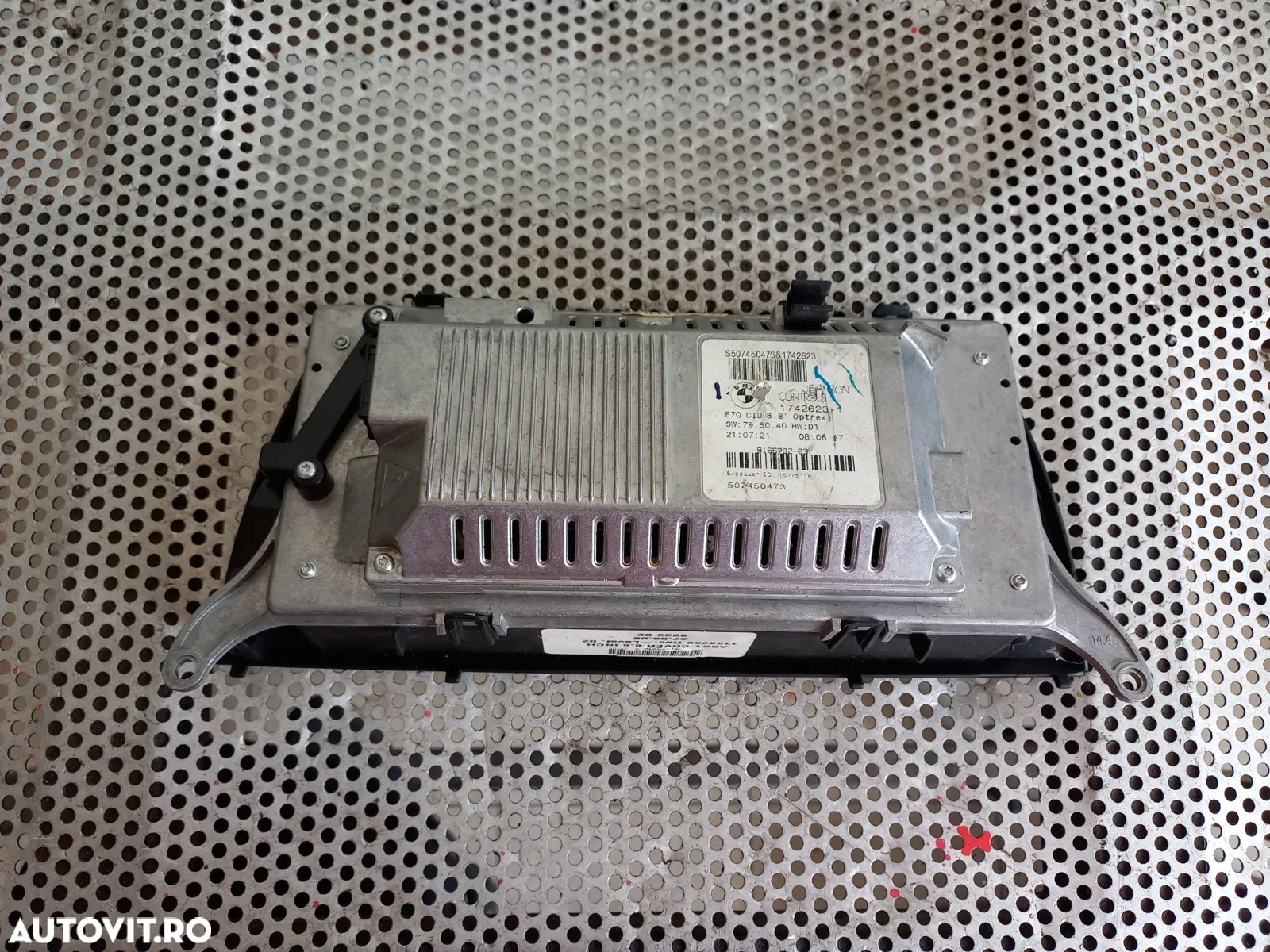 Display Navigatie CID Bmw X5 X6 E70 E71 - Dezmembrez Bmw - Dezmembrari Arad - 8
