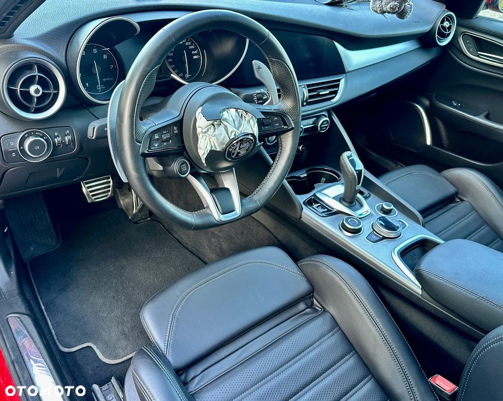 Alfa Romeo Giulia 2.0 Turbo - 3