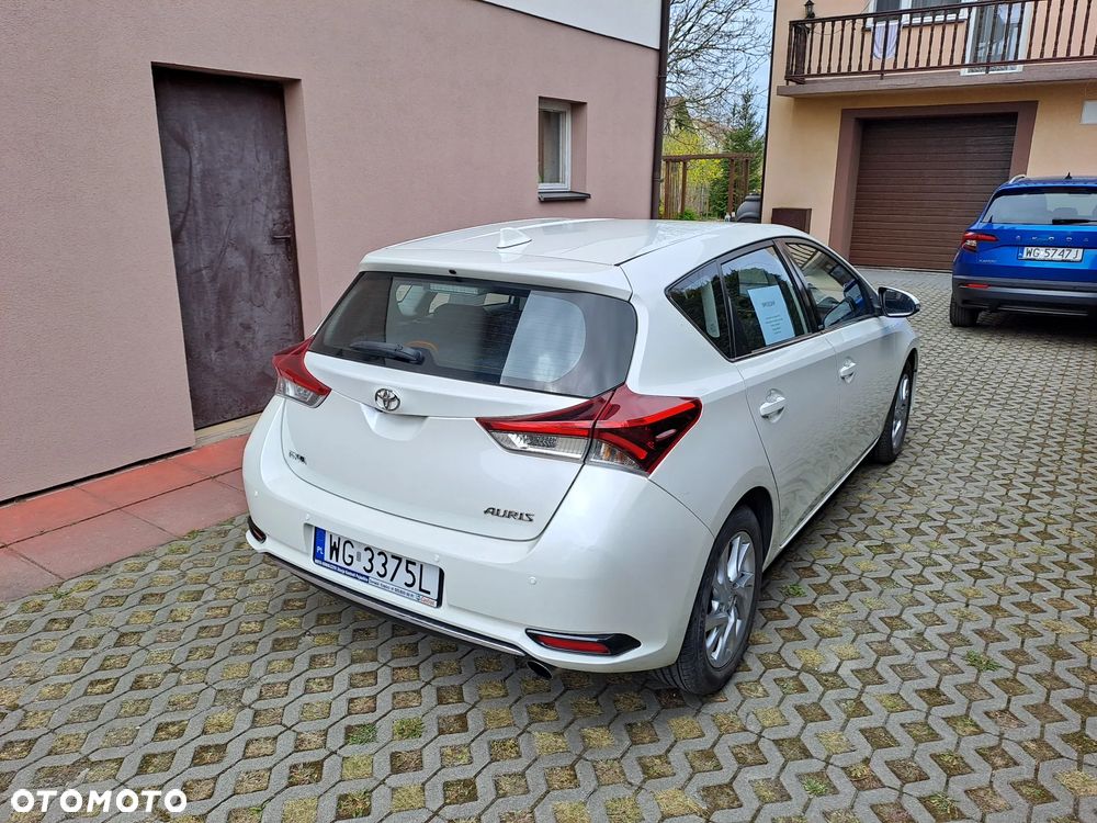 Toyota Auris 1.2 Turbo Edition S+ - 4