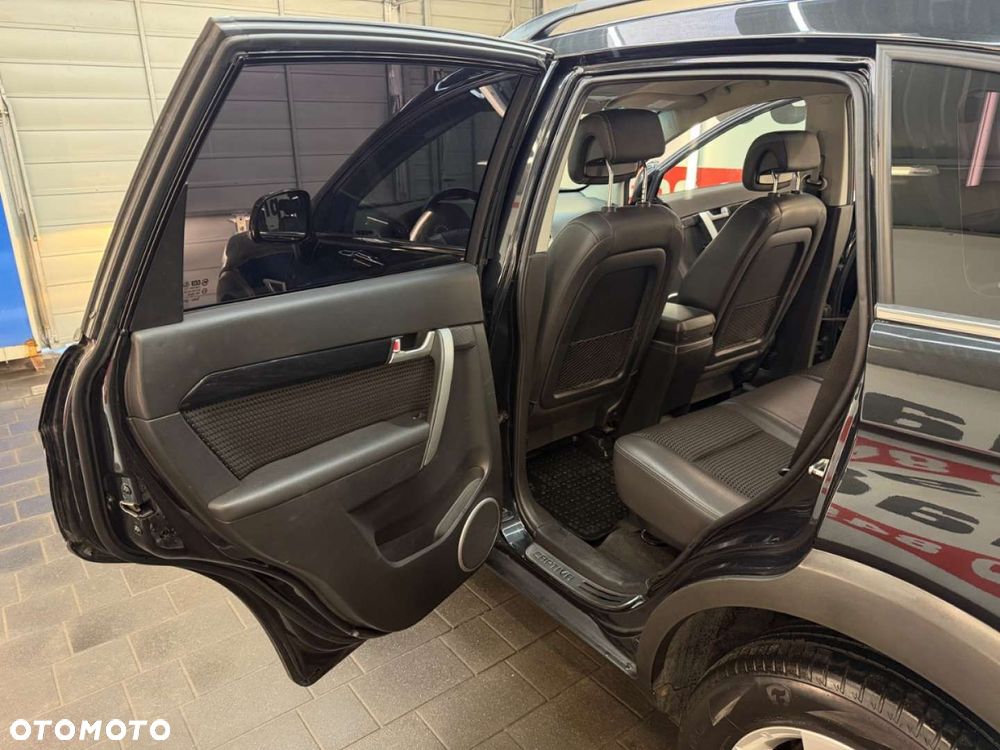 Chevrolet Captiva - 31