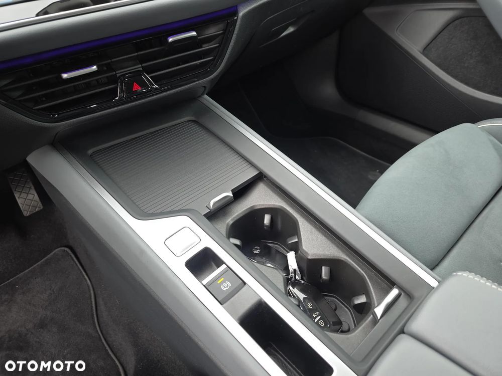 Volkswagen Passat 2.0 TDI SCR Business DSG - 16