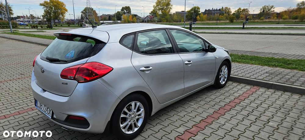 Kia Ceed - 7