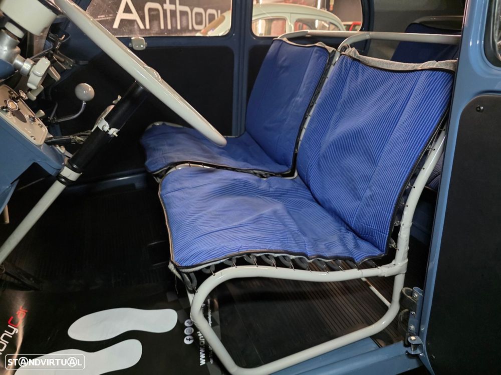 Citroën 2CV - 12
