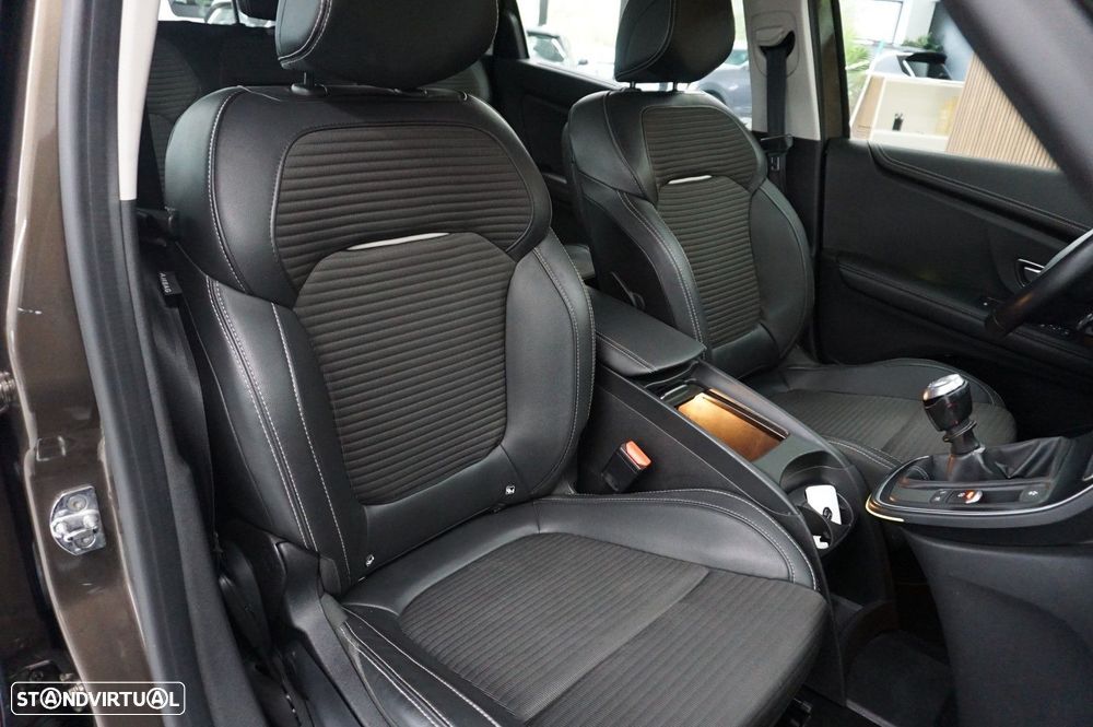 Renault Grand Scénic 1.5 dCi Intens Hybrid Assist SS - 14