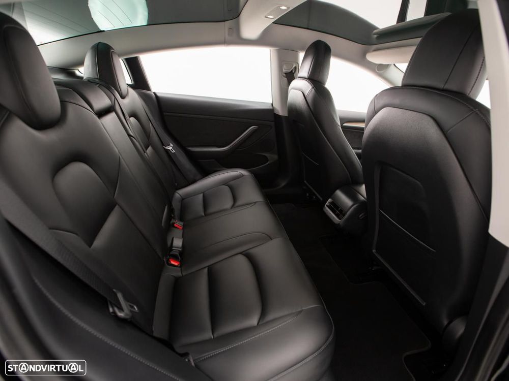 Tesla Model 3 Long Range Tração Traseira - 11