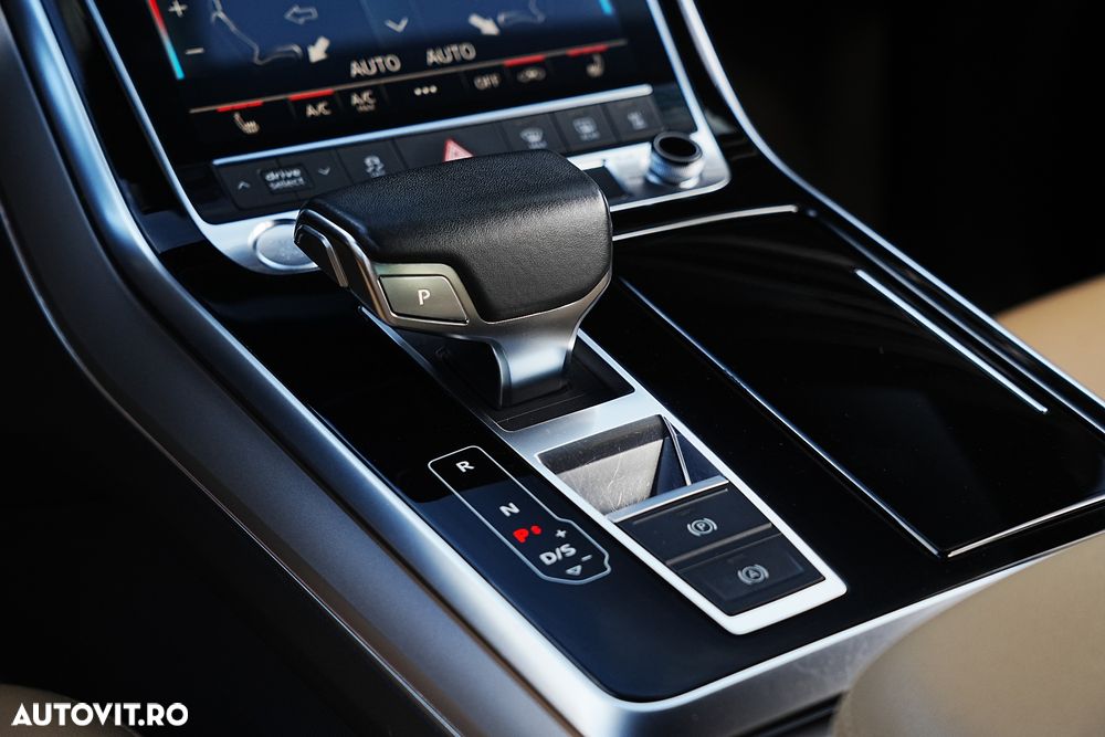 Audi Q8 3.0 50 TDI quattro Tiptronic MHEV - 28