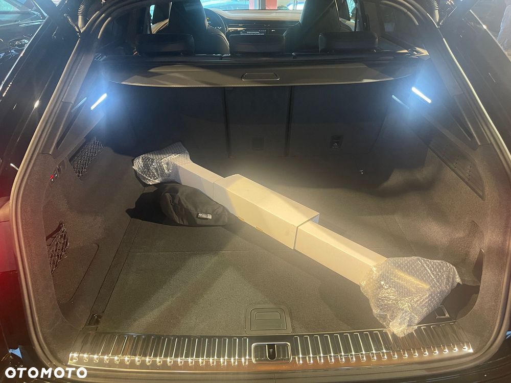 Audi RS Q8 TFSI quattro tiptronic - 32