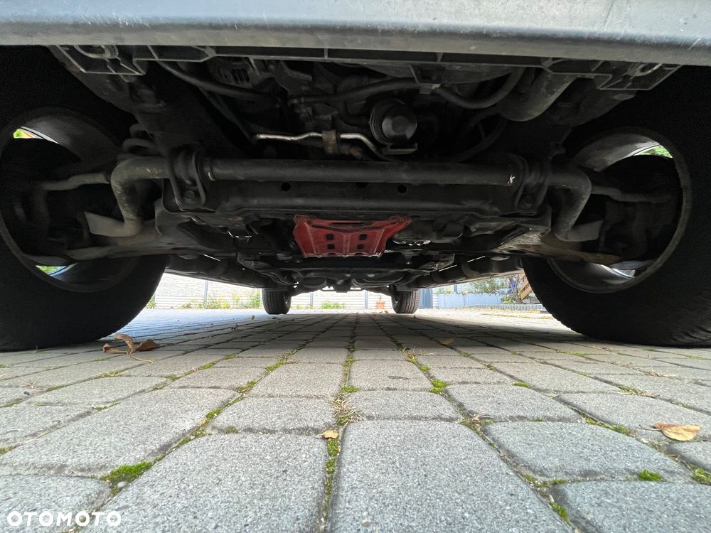 Nissan Armada 2006