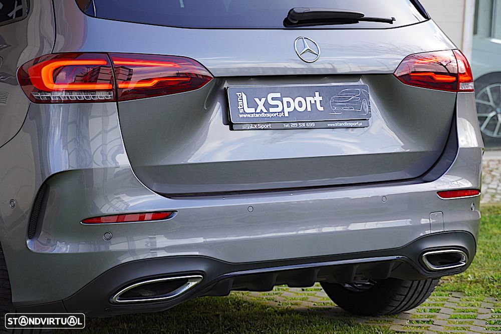 Mercedes-Benz B 180 d 7G-DCT AMG Line - 11