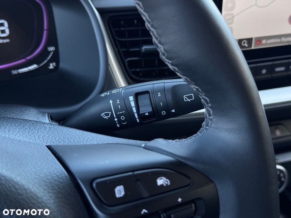 Kia Stonic 1.0 T-GDI M DCT - 24