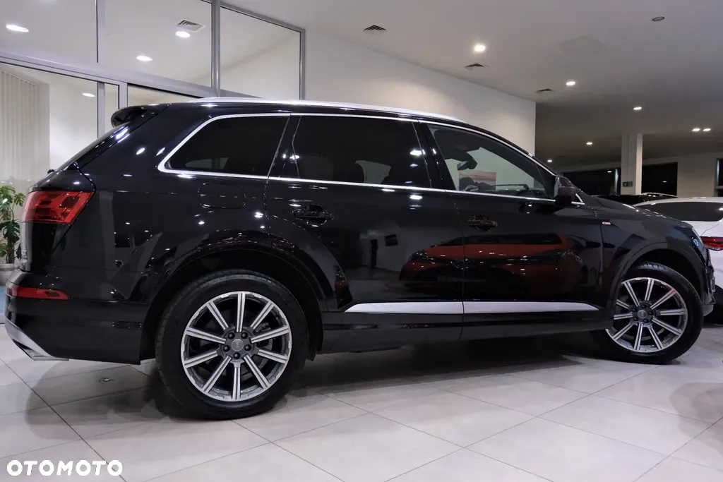 Audi Q7 3.0 TFSI Quattro Tiptronic - 12
