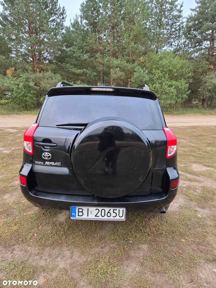 Toyota RAV4 2.2 D-4D Premium - 4