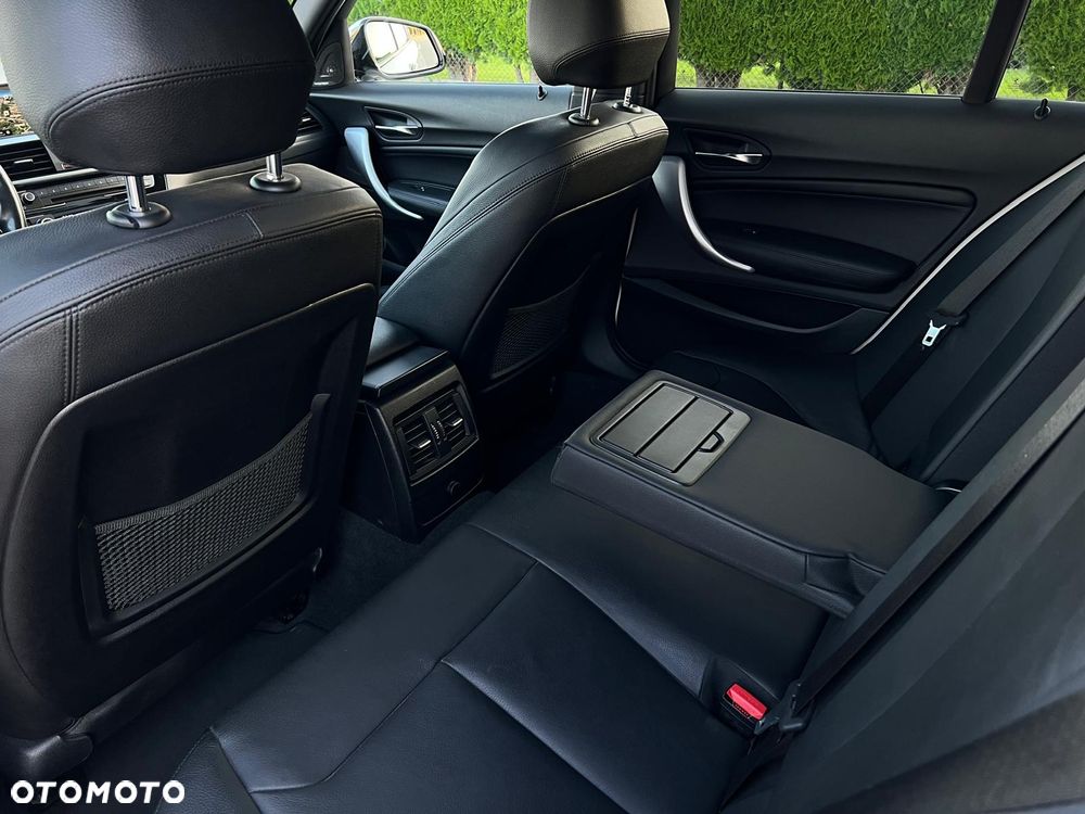 BMW Seria 1 120d xDrive Edition M Sport Shadow - 13