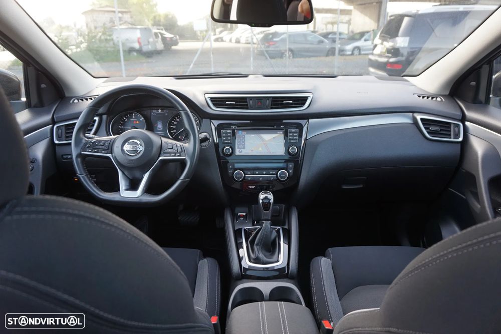 Nissan Qashqai 1.6 dCi Xtronic N-Connecta - 27