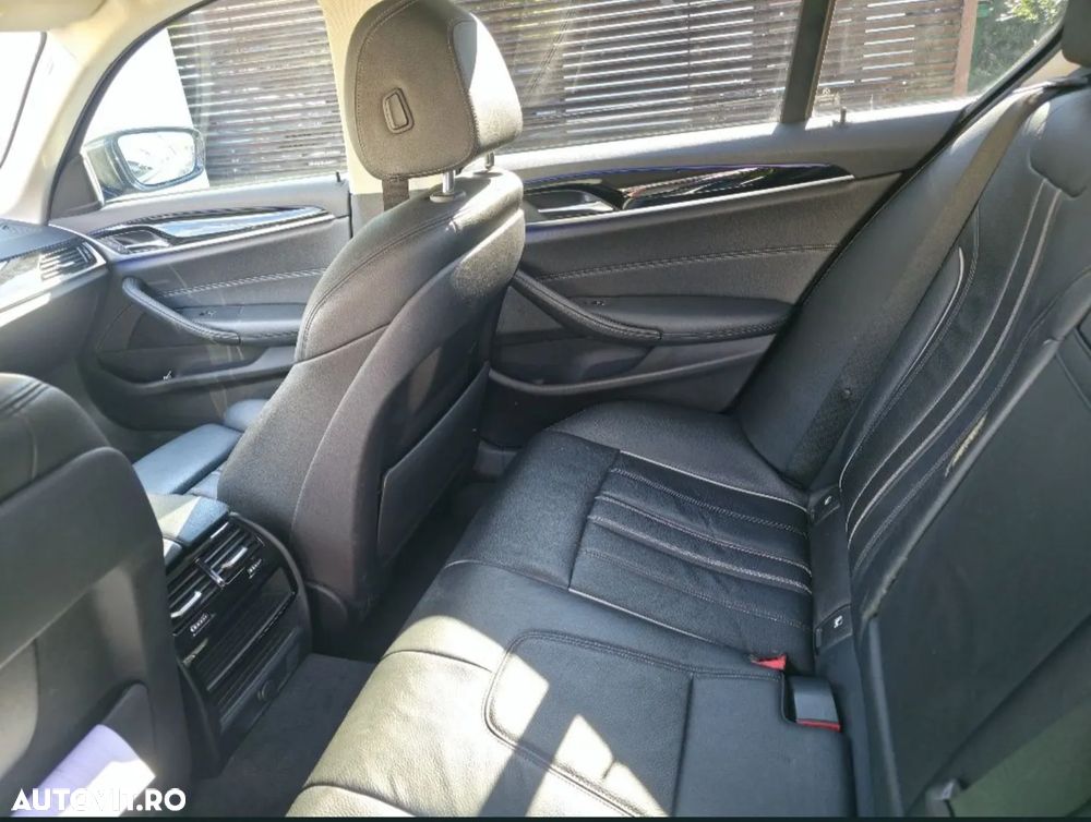 BMW Seria 5 520i Aut. Sport Line - 6