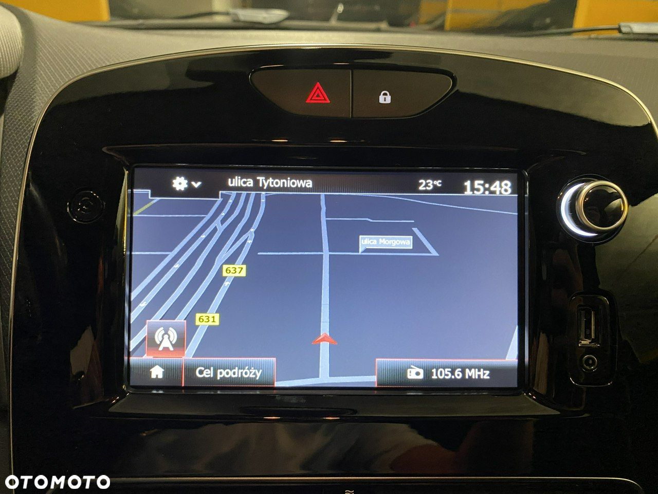 Renault Clio - 22