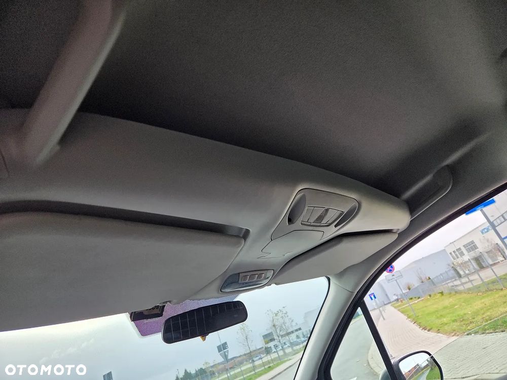 Ford Transit Connect 240 L2 LKW Autm Trend - 22