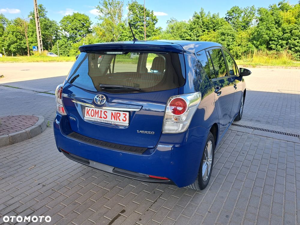 Toyota Verso - 10