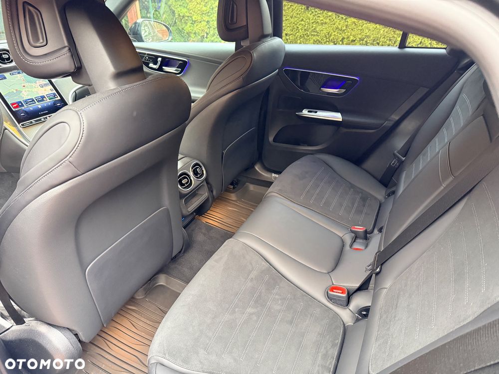 Mercedes-Benz GLC 300 mHEV 4-Matic AMG Line - 13