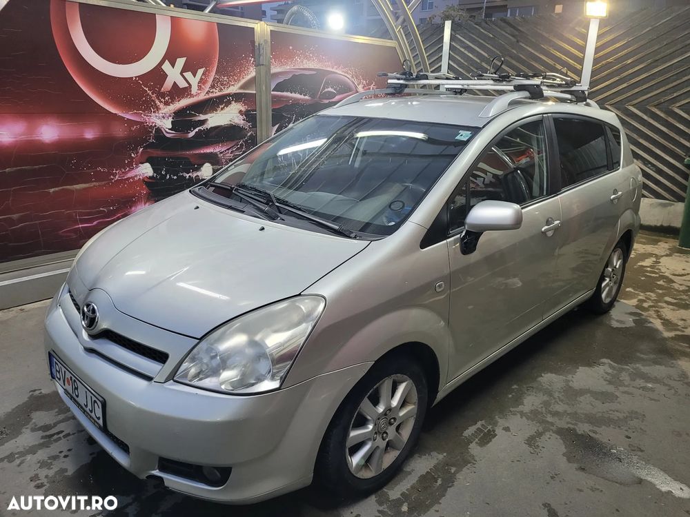 Toyota Corolla Verso 1.8 Luna - 3