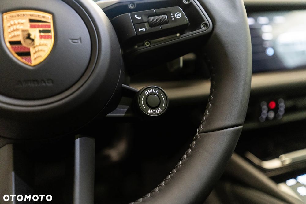 Porsche Cayenne Black Edition - 29