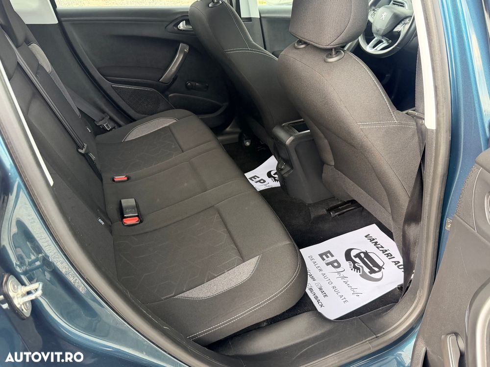 Peugeot 2008 PureTech 82 Style - 14