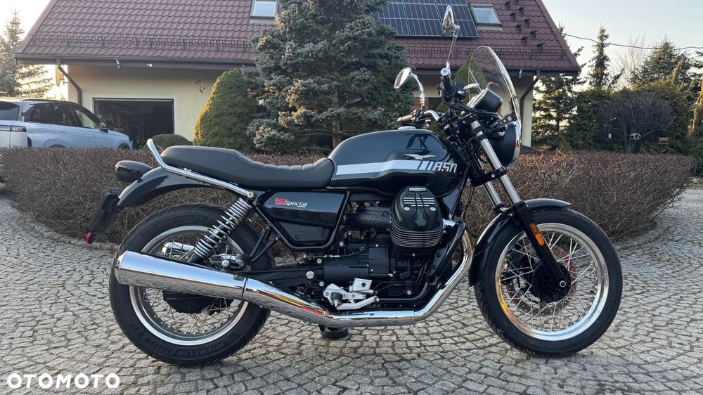 Moto Guzzi V7 - 2