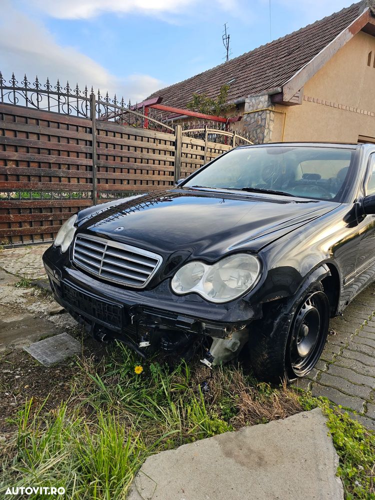Mercedes C 200,2006,dezmembrari - 1
