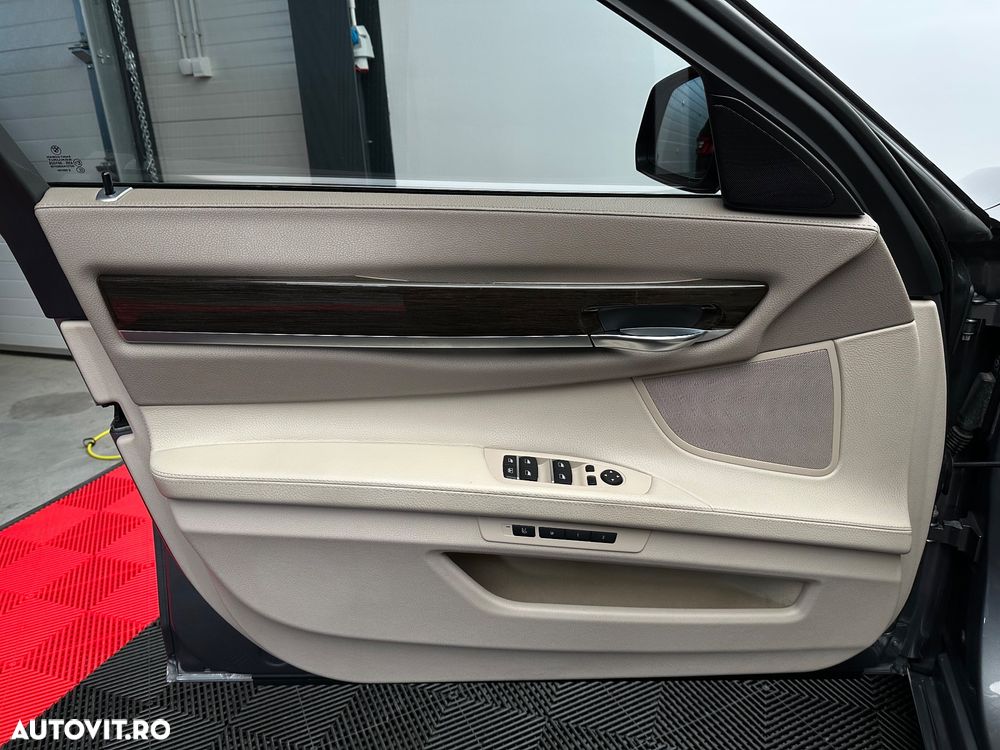 BMW Seria 7 740d xDrive - 20