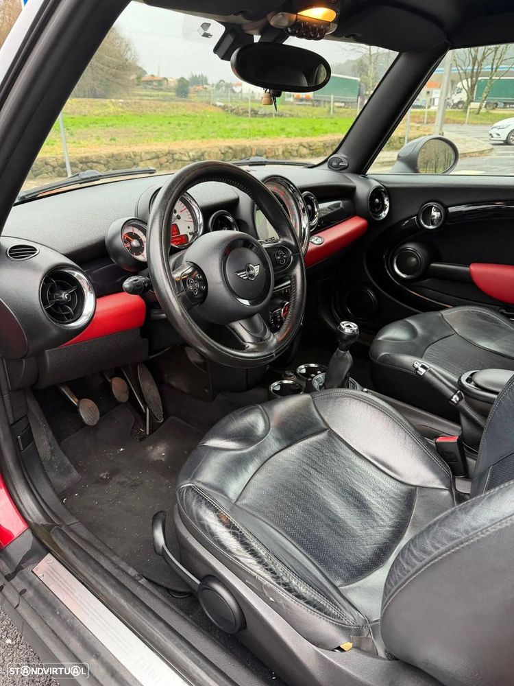 MINI Cabrio Cooper D - 2