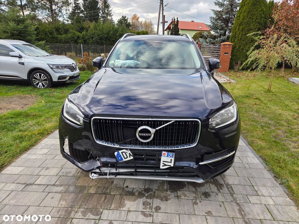 Volvo XC 90 - 7