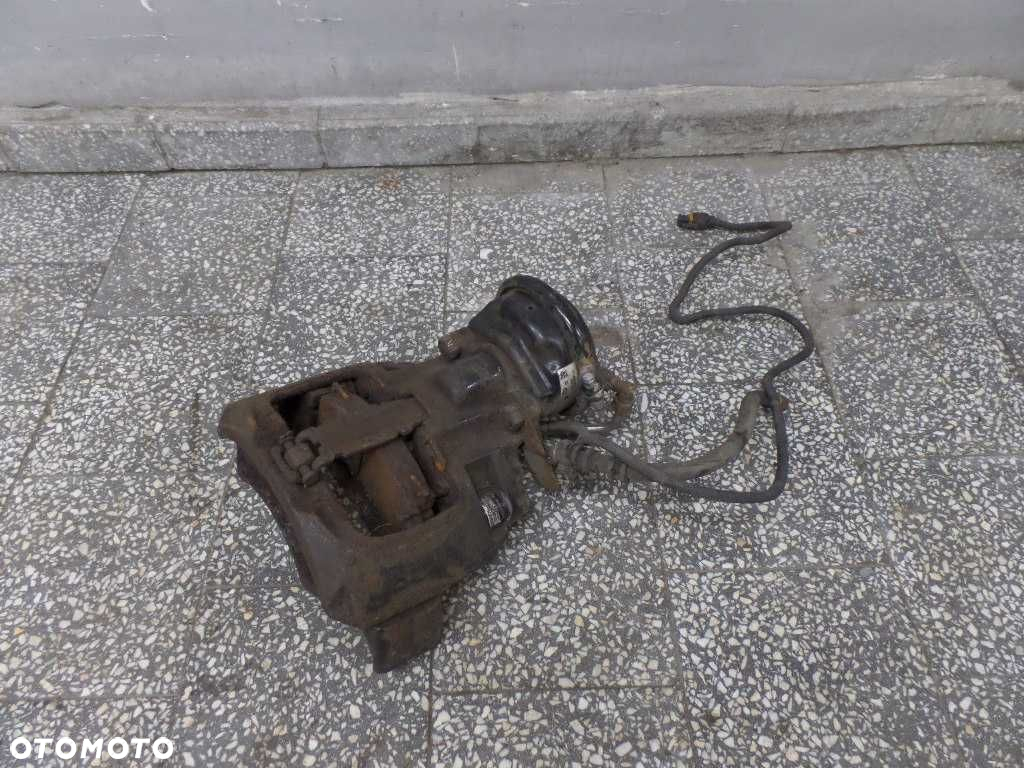 MAN TGL TGM TGA 8-180 ZACISK HAMULCOWY PRZOD PRAWY 01.50804.6530 - 2