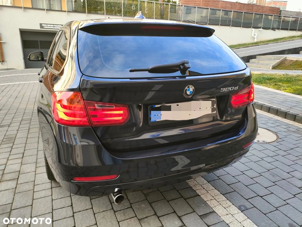 BMW Seria 3 320d Sport-Aut Sport Line - 14