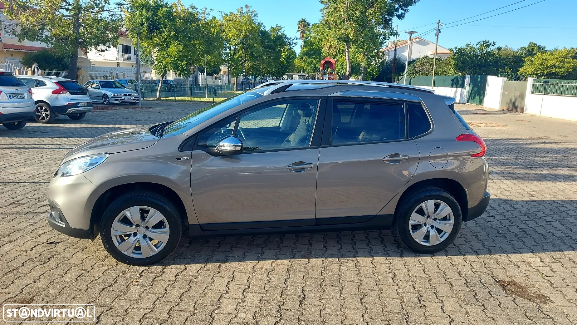 Peugeot 2008 PureTech 82 Style - 26