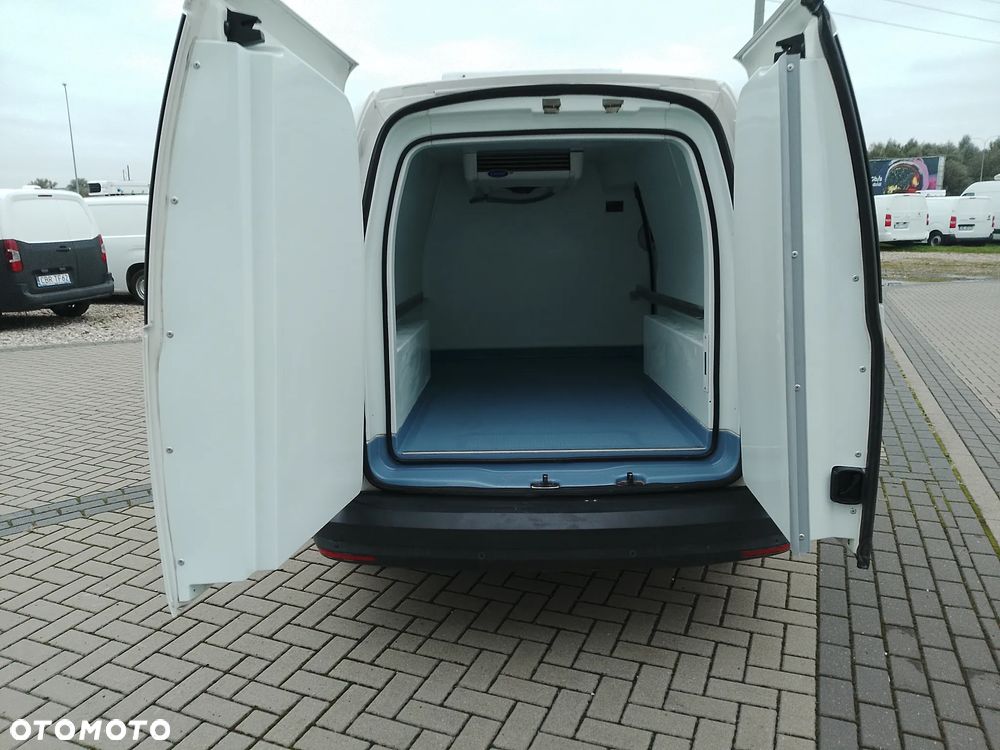 Volkswagen Caddy L2 Maxi Long Izoterma Chłodnia Mroźnia 220V do lodów minus 20 grzanie - 16
