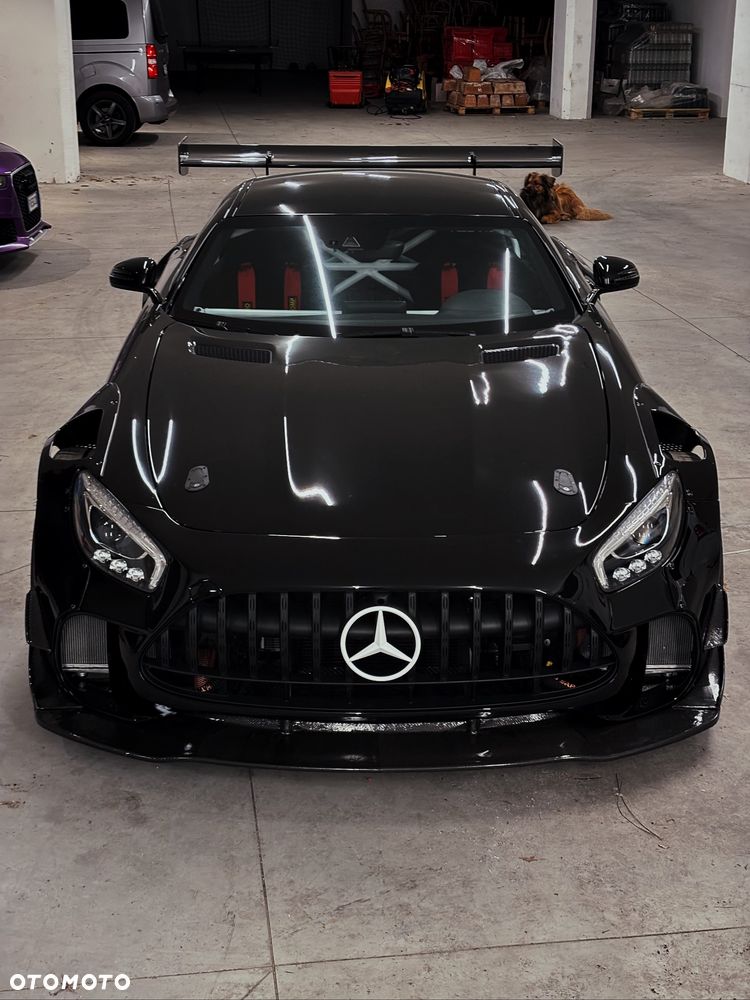 Mercedes-Benz AMG GT - 1