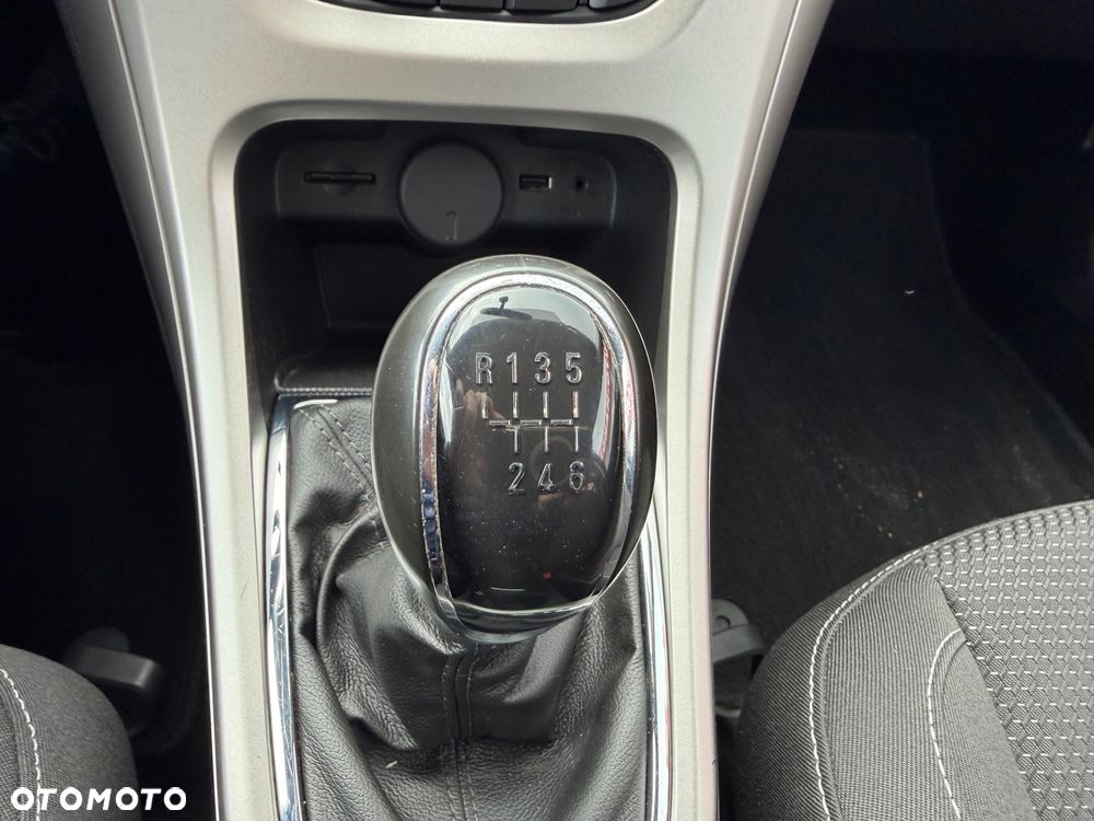 Opel Astra - 16