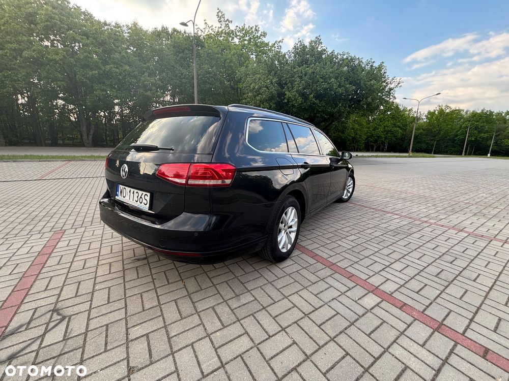 Volkswagen Passat 2.0 TDI (BlueMotion Technology) Comfortline - 13