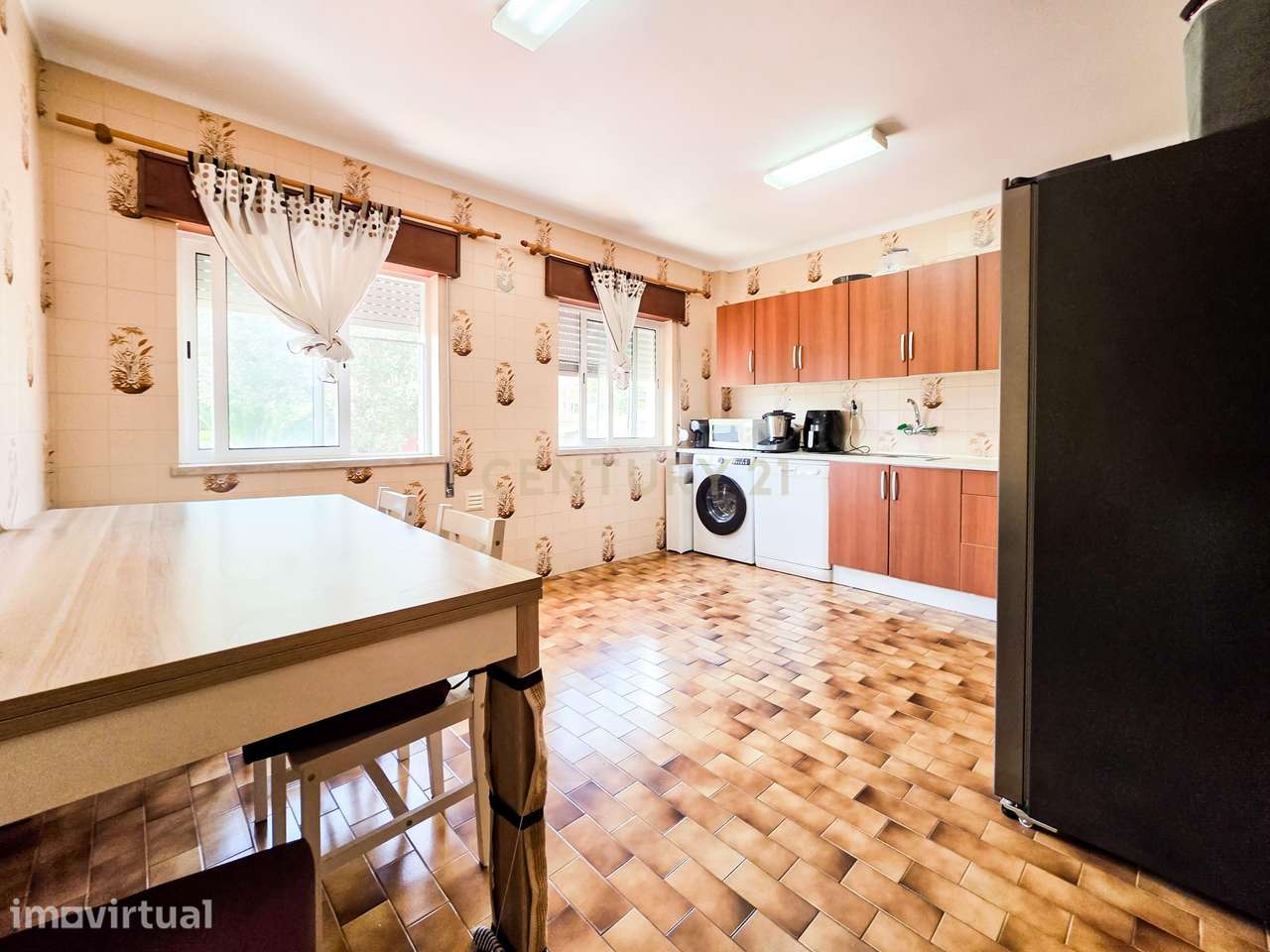 Apartamento T2 em Setúbal com Vista e Localização Central - Grande imagem: 3/36