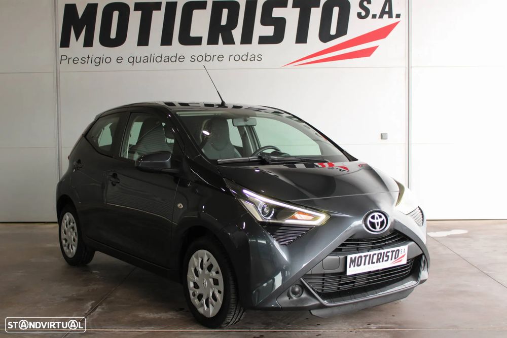 Toyota Aygo 1.0 X-Play+X-Touch - 1