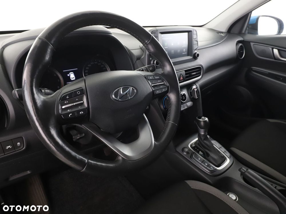 Hyundai Kona - 12