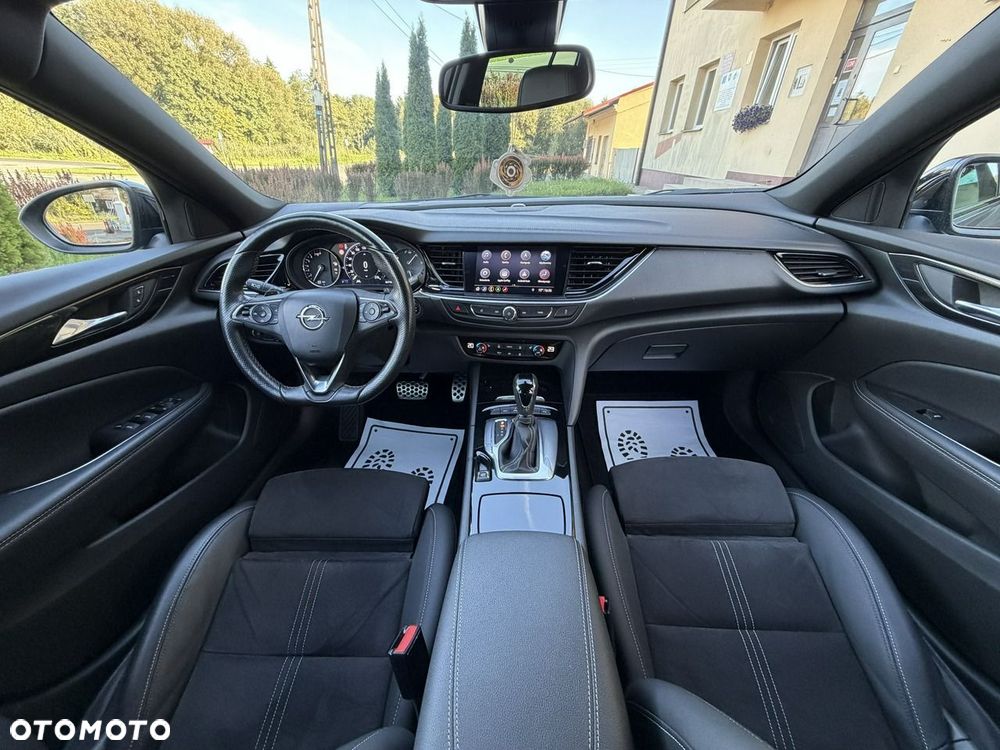 Opel Insignia - 15