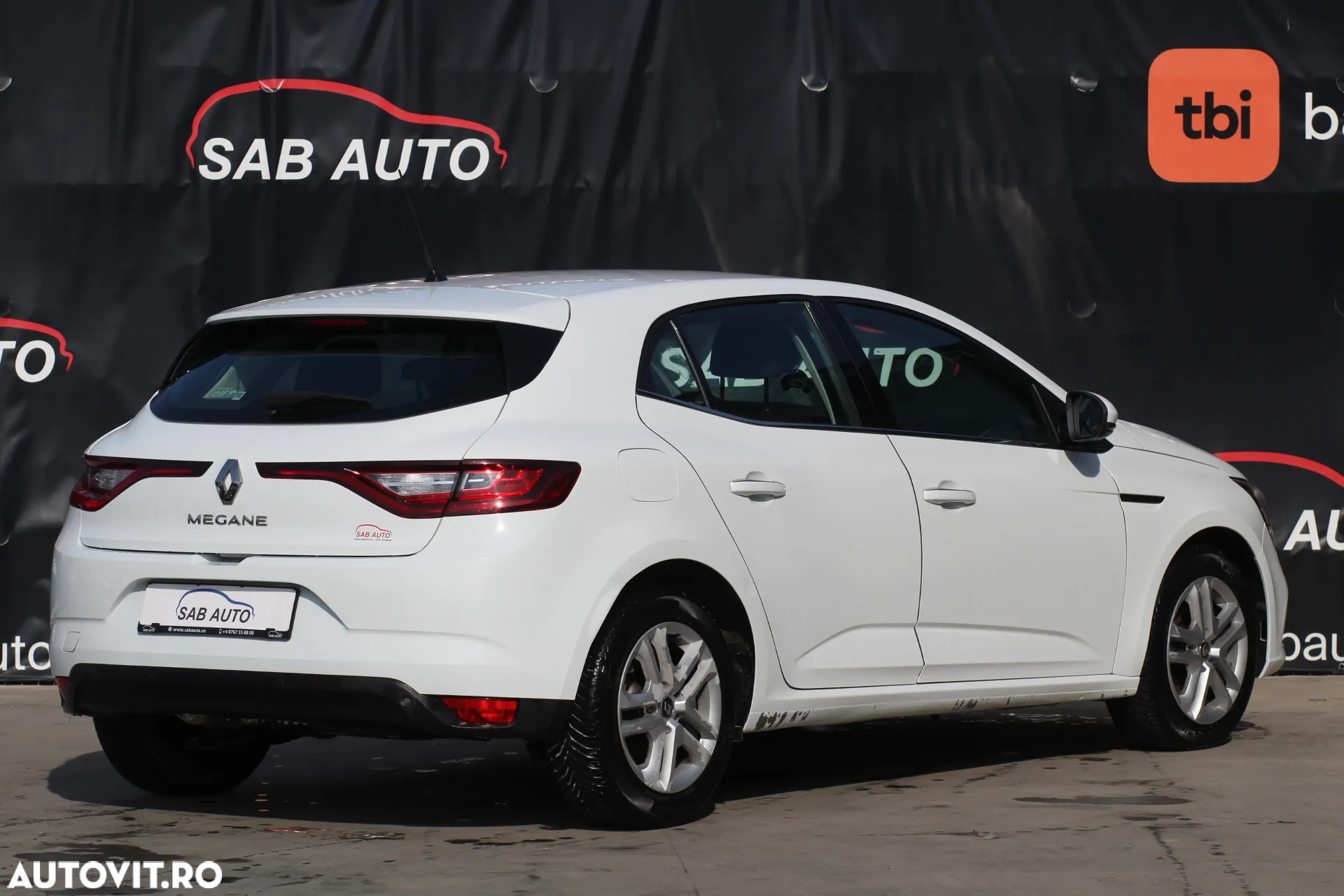 Renault Megane BLUE dCi Business - 17