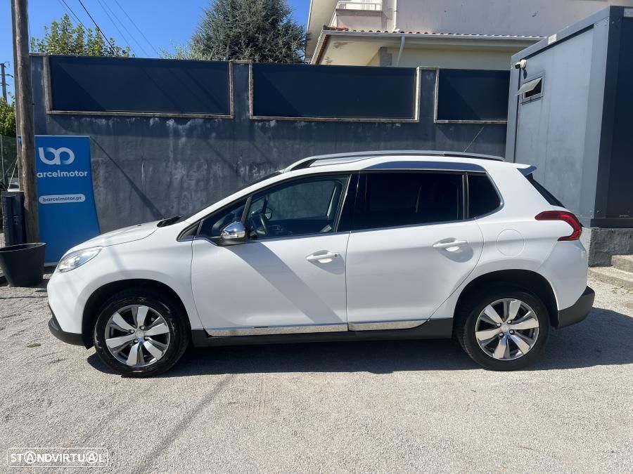 Peugeot 2008 1.6 e-HDi Allure - 3