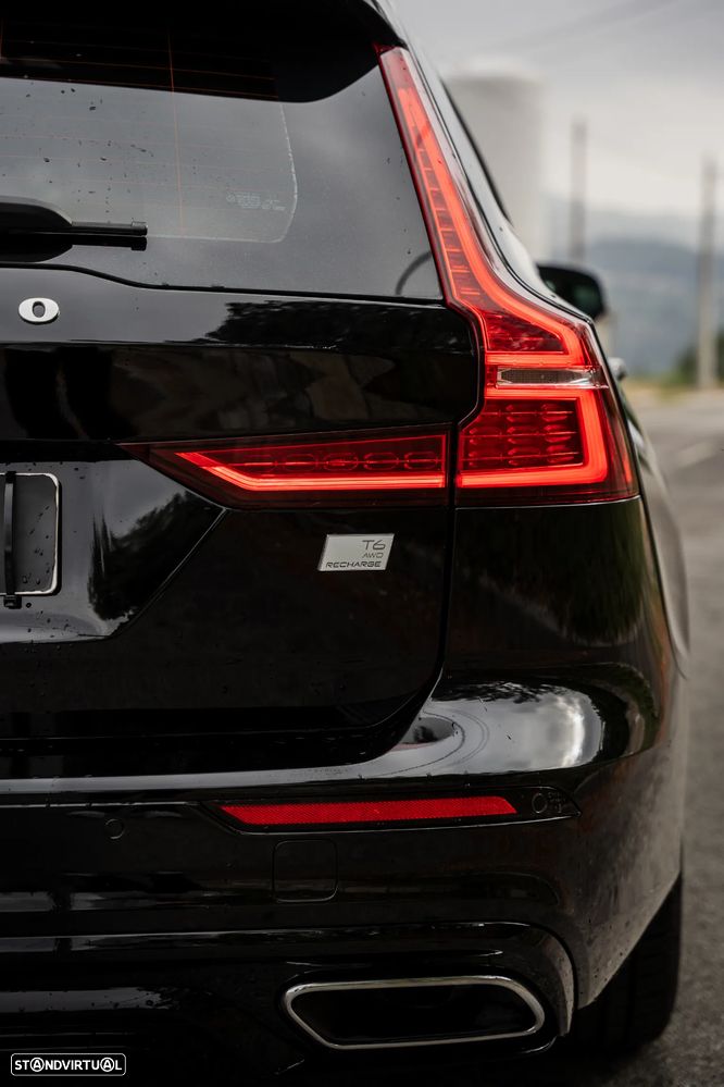 Volvo V60 2.0 T6 AWD TE R-Design - 17