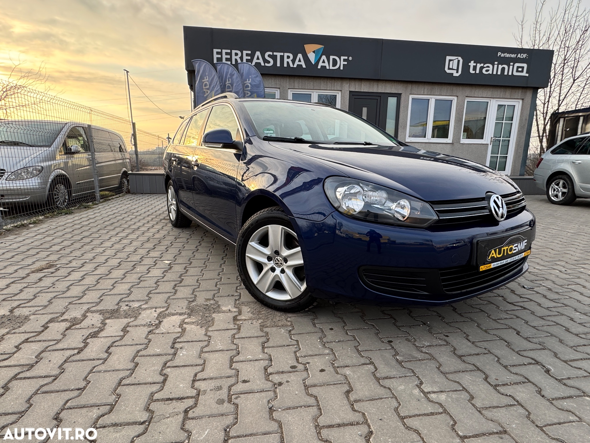 Volkswagen Golf 2.0 TDI Comfortline - 3